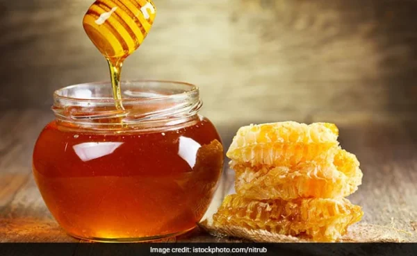 Benefits and virtues of honey | شہد کے فوائد اور فضیلت - Image 3