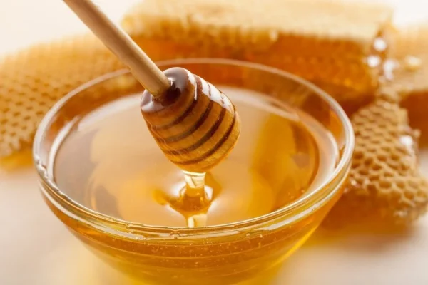 Benefits and virtues of honey | شہد کے فوائد اور فضیلت - Image 4